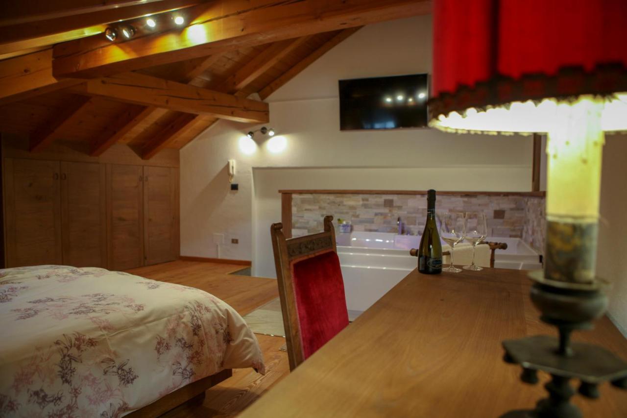 Maison Bordon - Le Petit Chateau Nus Dış mekan fotoğraf