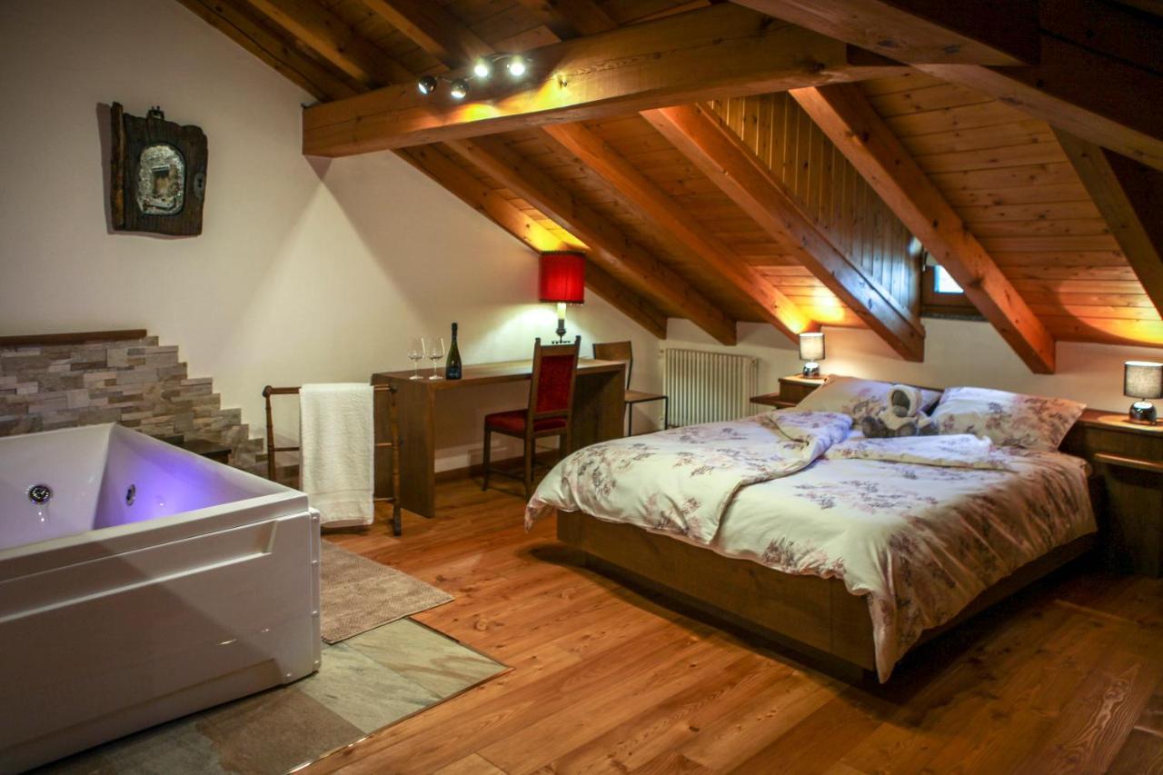 Maison Bordon - Le Petit Chateau Nus Dış mekan fotoğraf